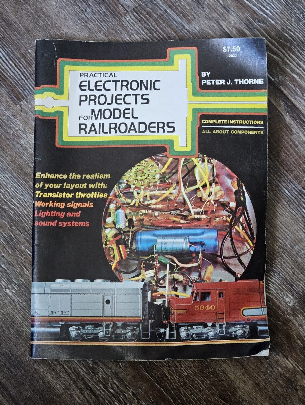 Vintage Practical Electronic Projects for Model Railroaders Peter Thorne Book
